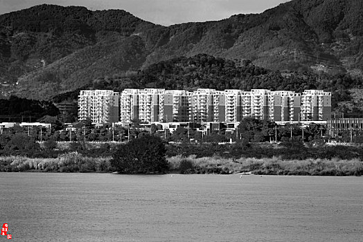 福州西部,青山绿水环抱的小区,福州宜居城市