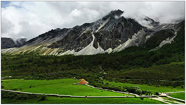 绿水青山,川西