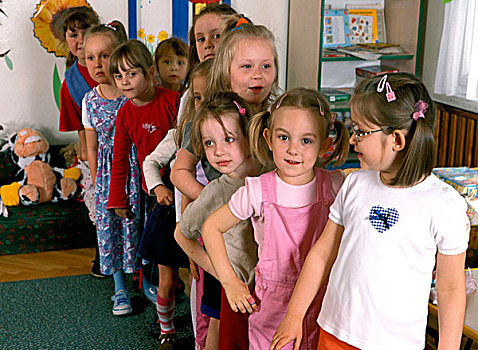 幼儿园,女孩,排列,右边,左边