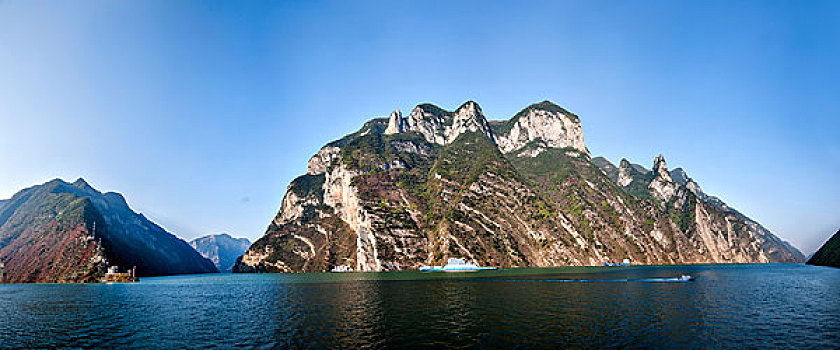 长江三峡巫峡峡谷