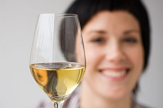 女人,微笑,葡萄酒,玻璃杯,前景,特写