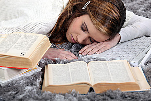 女学生,睡觉,书本