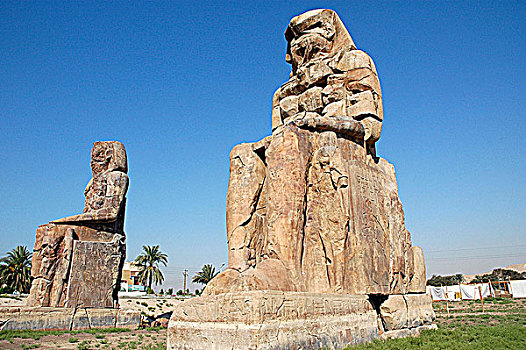 巨像,路克索神庙,底比斯,埃及