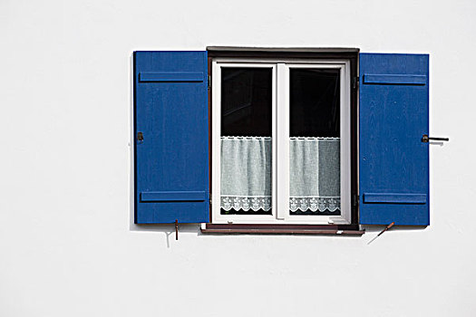鲜明,蓝色,百叶窗,白墙,帘,窗户,奥伯斯多夫,德国