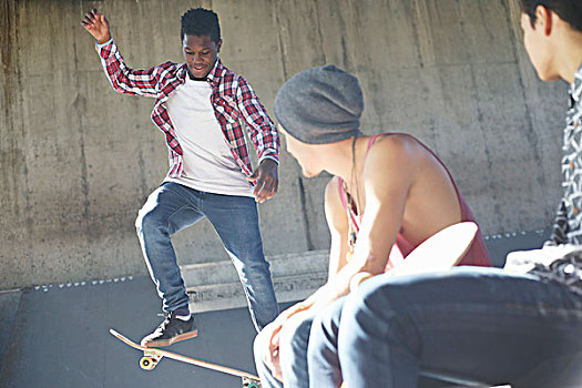 青少年,男孩,滑板,溜冰场
