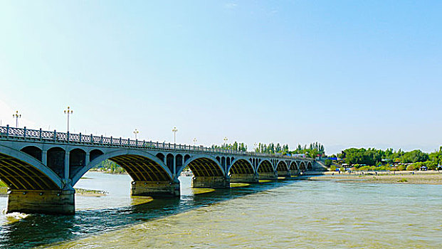 新疆伊犁河大桥
