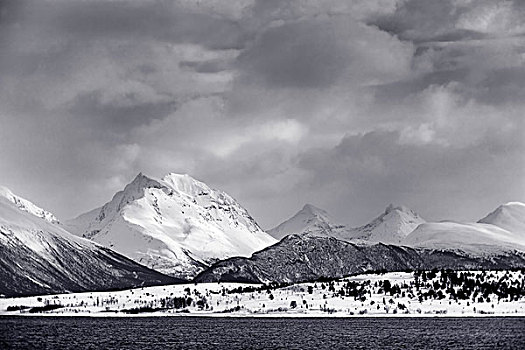 山,雪,冬天,风暴,山谷,挪威