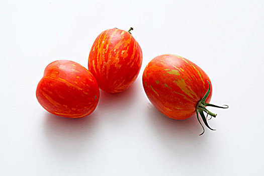 三个,红色,条纹,西红柿,白色,表面