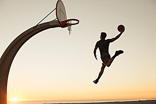 男青年,篮球,跳跃,篮筐,后视图,户外