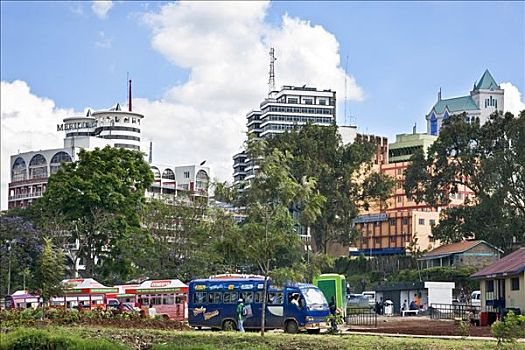 肯尼亚,内罗毕,城市天际线,道路