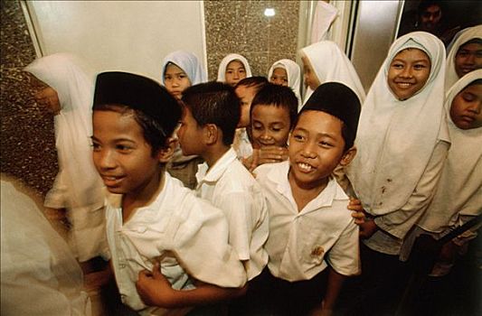 马来西亚,吉隆坡,穆斯林,学生,归档,室外,教室,餐食,国家,清真寺