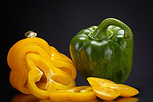 绿色,黄菜椒,辣椒,暗色,玻璃,表面
