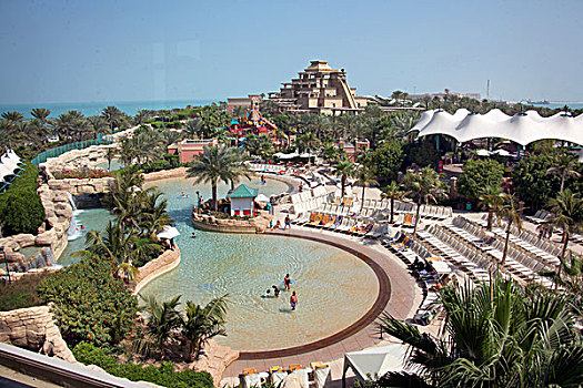 迪拜人工棕榈岛游乐场