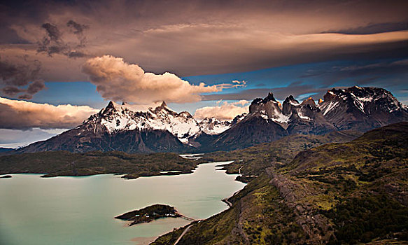 云,上方,黎明,拉哥裴赫湖,托雷德裴恩国家公园,巴塔哥尼亚,智利