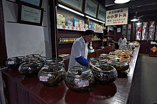 朱家角老字号涵大隆酱园