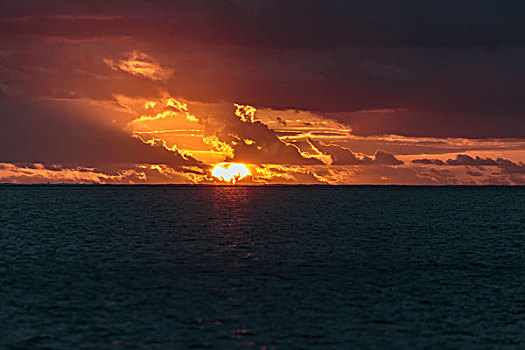 太平洋,法属玻利尼西亚,社会群岛,背风群岛,波拉波拉岛,风景,日落,上方,海洋,创作,鲜明,橙色天空