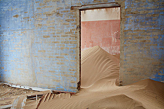 室内,废弃,建筑,满,沙子