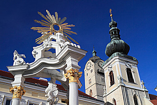 圣三一柱,市政厅广场,教堂,教区,多瑙河,克雷姆斯,下奥地利州,奥地利,欧洲