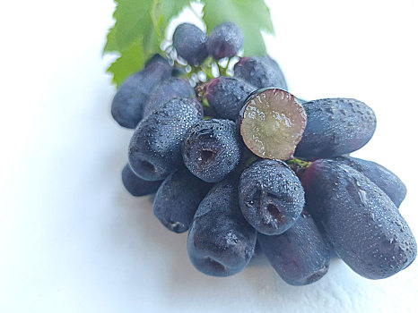 蓝宝石葡萄,葡萄