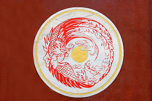 重庆龙兴古镇文化广场上的圆形凤凰图案