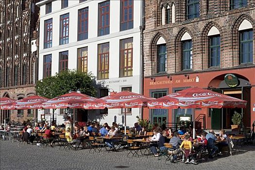 咖啡馆,马尔克特广场,梅克伦堡前波莫瑞州,德国,欧洲