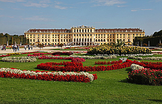 奥地利首都维也纳,vienna,西南部的巴洛克艺术建筑----美泉宫