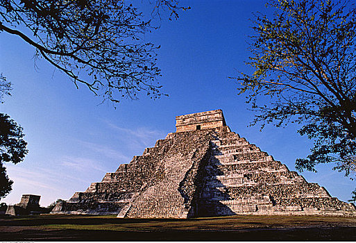 库库尔坎金字塔,奇琴伊察,墨西哥