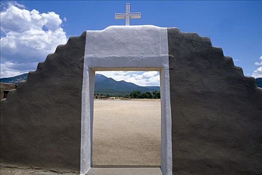 砖坯,大门,陶斯普韦布洛,新墨西哥