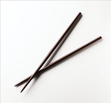 两个,褐色,筷子