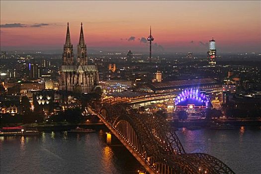 城市风光,科隆,夜晚,科隆大教堂,莱茵河,音乐,圆顶,霍恩佐伦大桥,北莱茵威斯特伐利亚,德国,欧洲