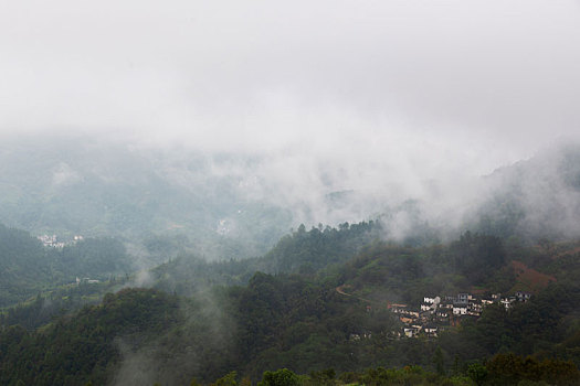 云雾坡山