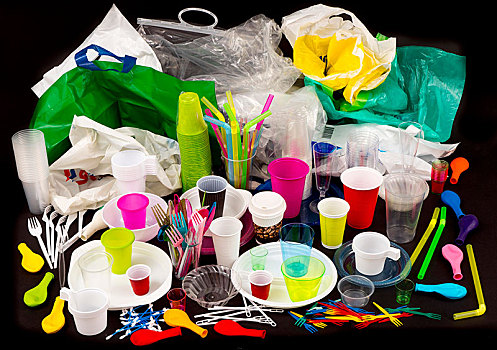 一次性用品,餐具,塑料制品,塑料餐具,塑料杯,塑料袋,垃圾,多样,彩色,尺寸