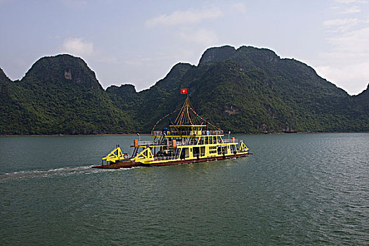 车辆渡船,下龙湾,越南,亚洲