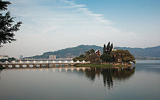 深圳石岩湖