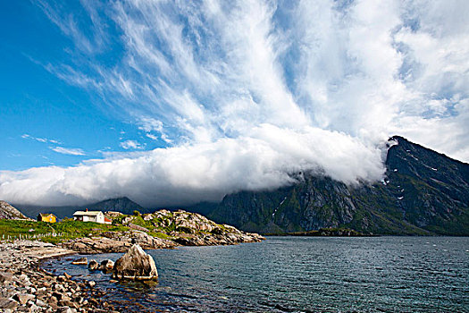 云,上方,山峦,维特沃格,罗弗敦群岛,挪威北部,挪威,斯堪的纳维亚,欧洲