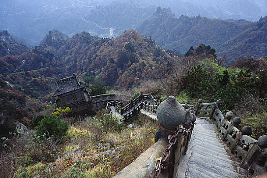 湖北十堰武当山九连蹬道