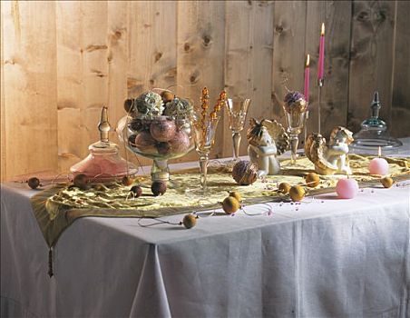 圣诞节,小玩意儿,蜡烛,彩球,桌上,白色,桌布