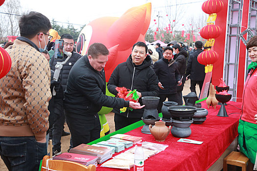 逛遍180多个大集,网红达人雷哥喊话网友来日照赶年集