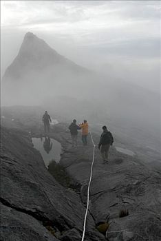 下降,薄雾,绳索,顶峰,山,京那巴鲁山,沙巴,婆罗洲,马来西亚