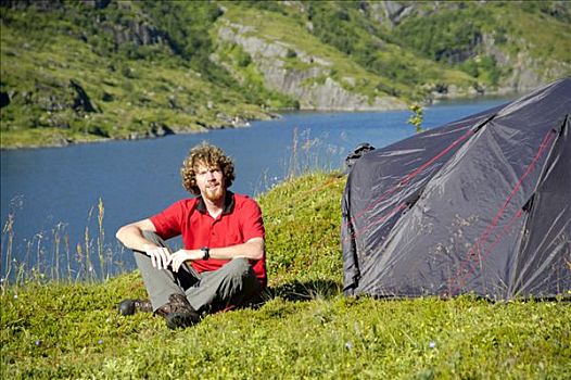 男青年,坐,帐蓬,荒野,罗弗敦群岛,挪威