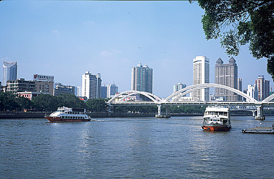 广东省广州市珠江解放桥