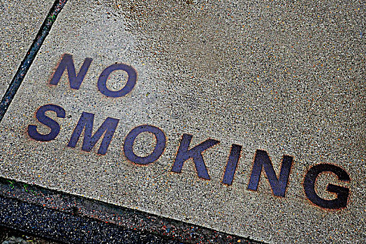 文字,禁止吸烟,途中,特写
