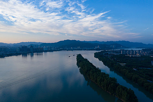 浙江杭州市富阳富春江夜景航拍