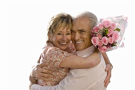 老年,夫妻,搂抱,一束玫瑰,抠像