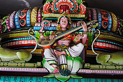 malaysia,melaka,colorful,hindu,statues,in,sri,poyyatha,vinayagar,moorthi,temple