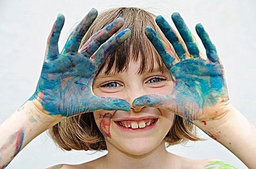 女孩,8岁,看,涂绘,手指