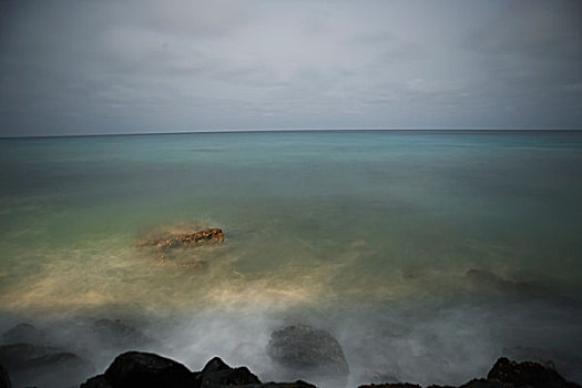 波浪,雾,上方,石头,海滩