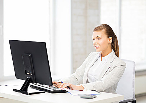 微笑,职业女性,电脑,办公室