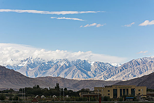 新疆喀什塔什库尔干雪山