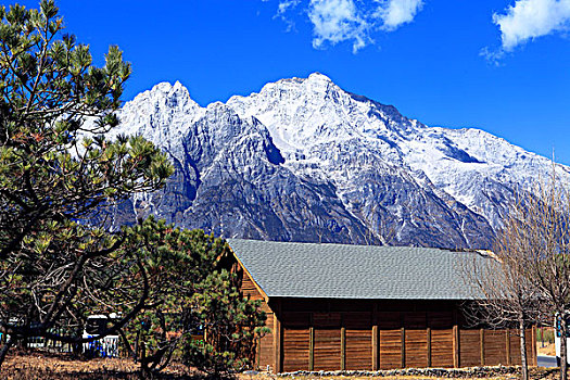 玉龙雪山